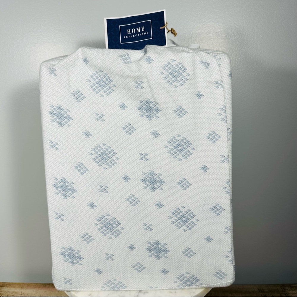 Full Size Flannel Sheet Set by Home Reflections NIB White w/ silver/gray design